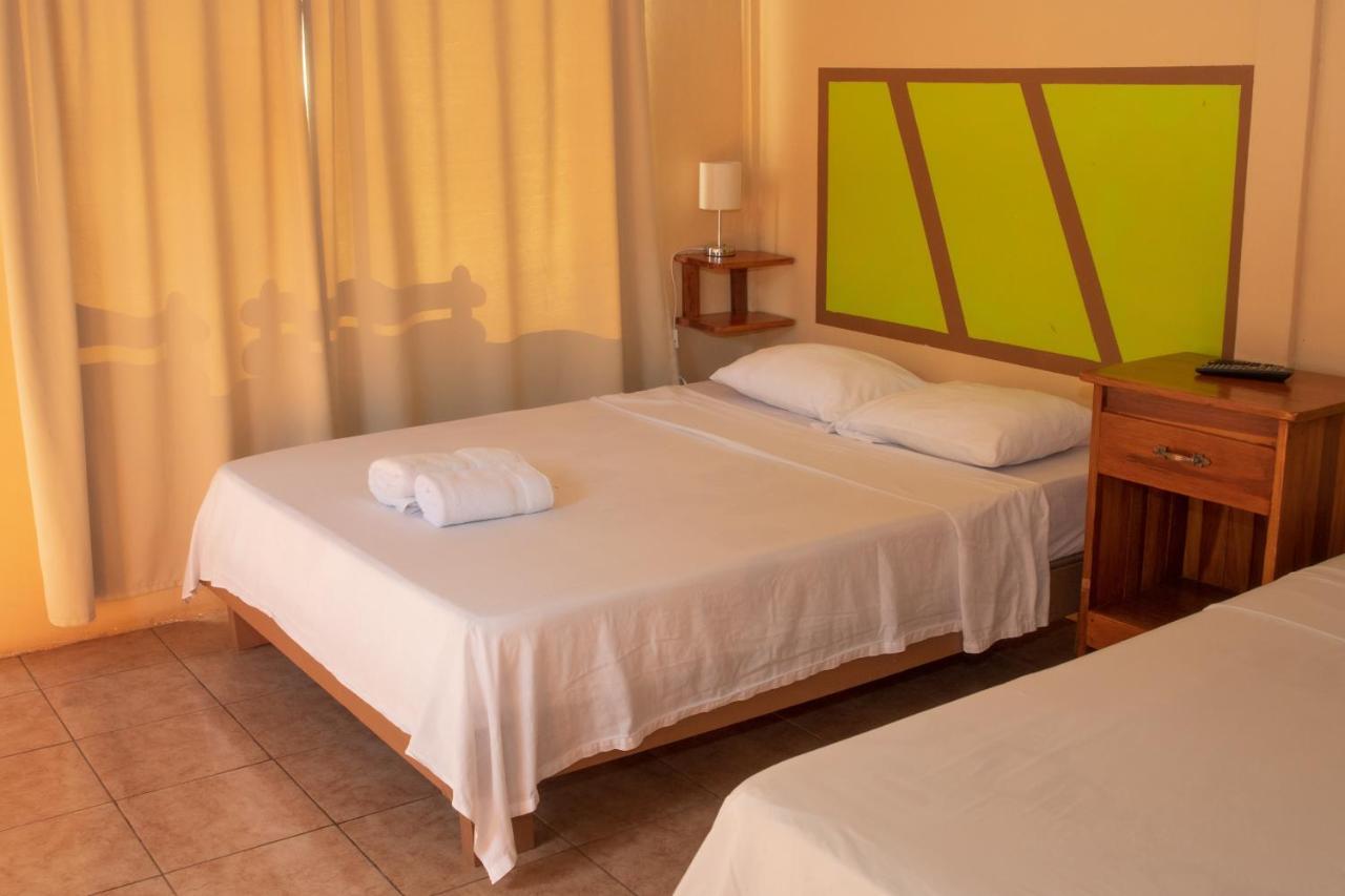 Slow Travel Lodge Upala Extérieur photo